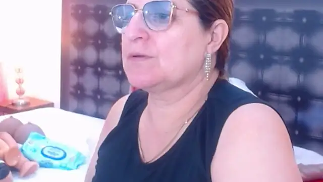 sandra 20 online show from November 2025 10:48:02 AM