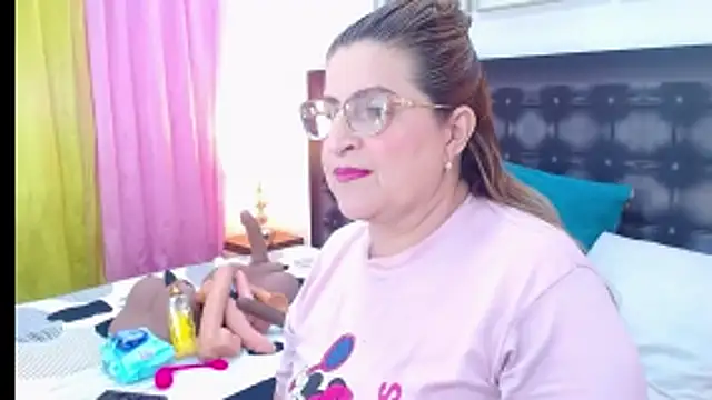 Snapshot of sandra_20 chatting on May 2026 11:07:01 AM sandra 20 online show from May 2026 11:07:01 AM