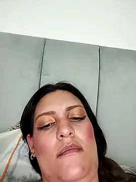 Mia Hampton online show from March 2025 10:21:01 PM