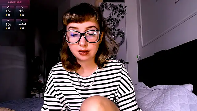 Cosmo Riri online show from January 2025 06:39:01 AM