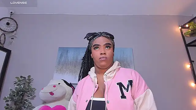 Briana Wells  online show from March 2026 12:33:02 PM