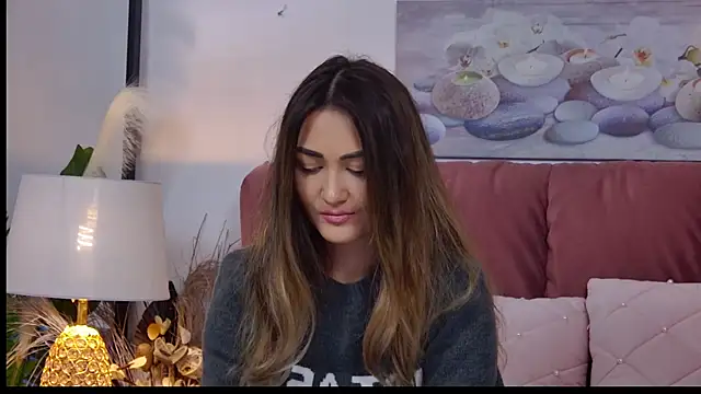 NicolLopeze online show from January 2025 12:30:01 PM