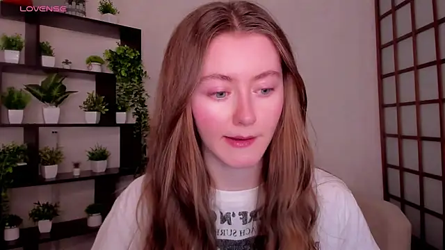 KateCuddle online show from December 2025 02:27:01 AM