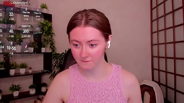 KateCuddle online show from April 2026 02:46:02 AM