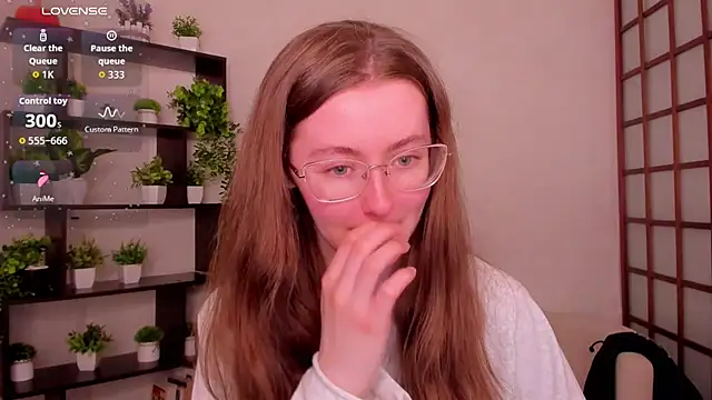 KateCuddle online show from May 2026 01:58:02 AM