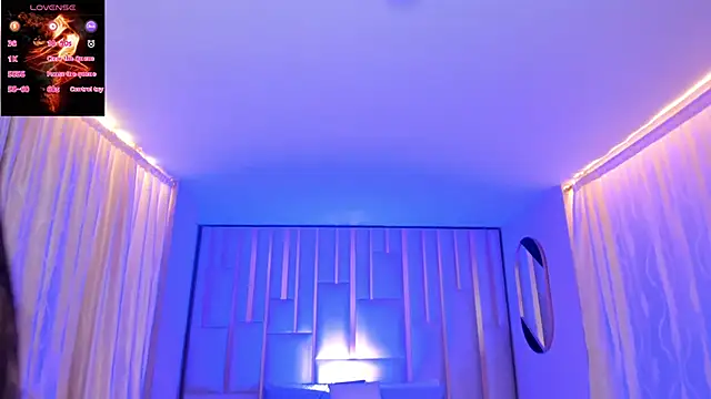 Snapshot of KendraClarkX chatting on February 2026 03:51:02 AM KendraClarkX online show from February 2026 03:51:02 AM