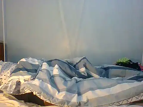 Eminent Ride online show from October 2025 03:01:02 AM