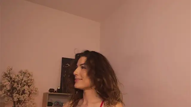 Misslullu online show from March 2025 04:27:01 AM