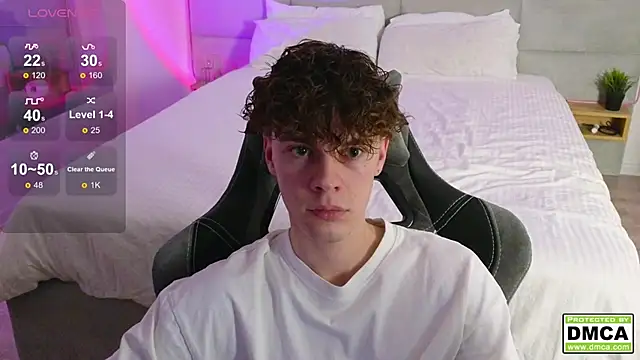 cute thomas online show from December 2024 08:33:01 PM