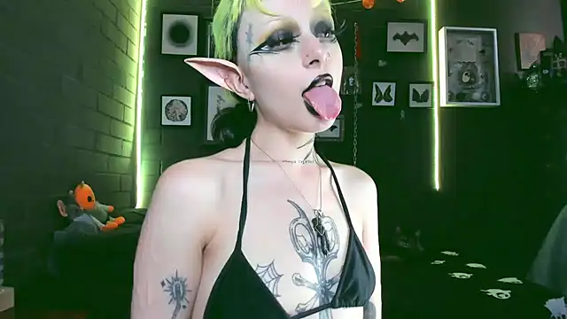 insania 9999  online show from February 2025 09:37:02 PM