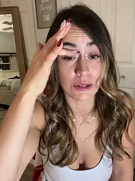 Wetbabygirlxo online show from October 2025 12:45:01 AM