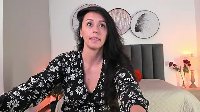 SaharaGarcia   online show from January 2025 09:57:01 PM