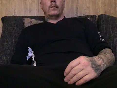 steveindahouse online show from February 2025 05:50:01 PM