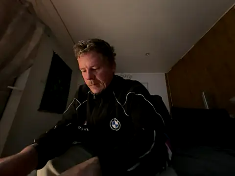 steveindahouse online show from September 2025 04:04:02 AM