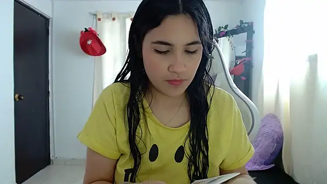 InocentHeaven1 online show from February 2025 01:22:01 PM