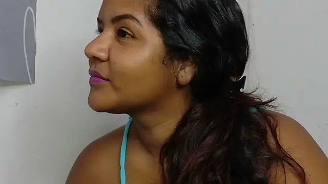 Snapshot of victoris chatting on November 2025 03:14:02 PM victoris online show from November 2025 03:14:02 PM