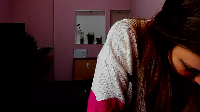 Persephoni online show from January 2025 09:02:02 AM