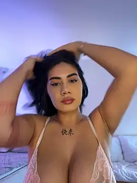 clarachanelricek online show from September 2025 09:37:01 PM