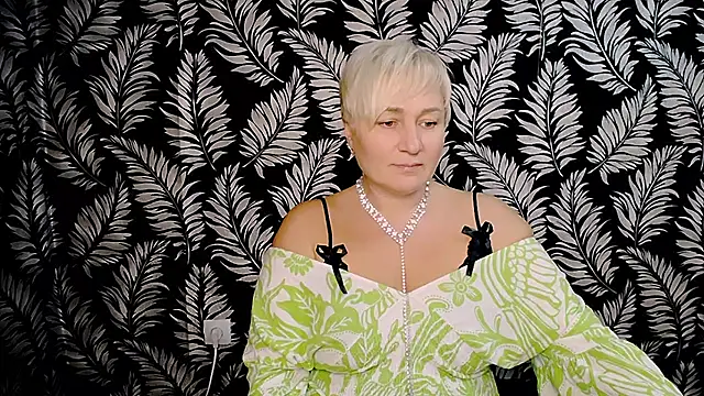 Olivia playful online show from December 2024 01:58:01 PM