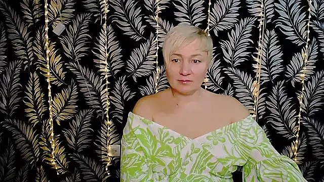 Olivia playful online show from February 2025 12:16:01 PM