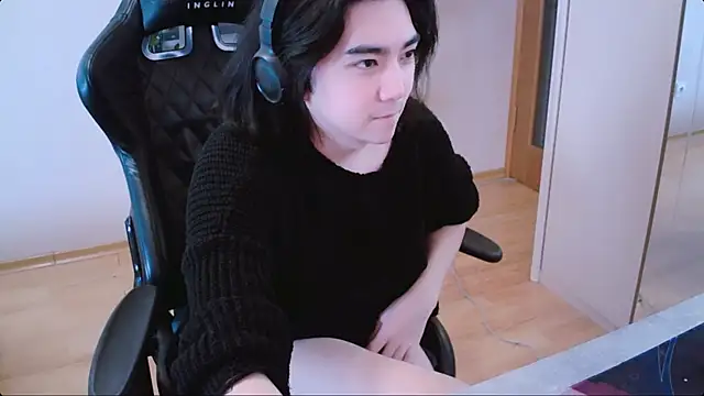 Snapshot of Judame_Aoi chatting on December 2024 09:35:02 AM Judame Aoi online show from December 2024 09:35:02 AM