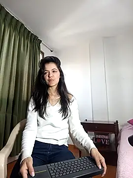 sarasweet 4 online show from September 2025 07:03:02 PM