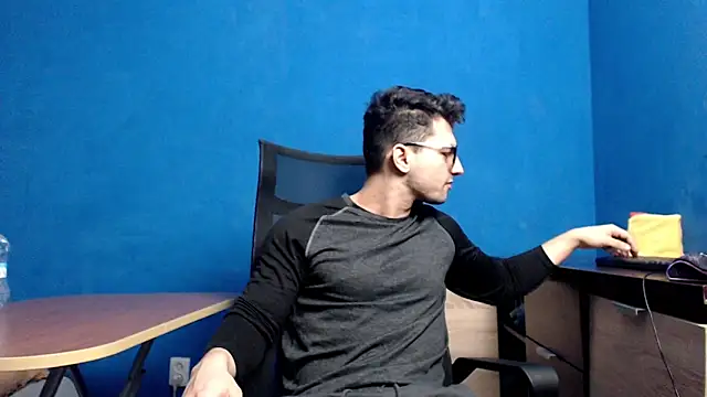 alex blu online show from December 2024 07:25:01 AM