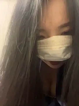 Snapshot of TW-qiqi chatting on December 2024 06:49:02 PM TW-qiqi online show from December 2024 06:49:02 PM