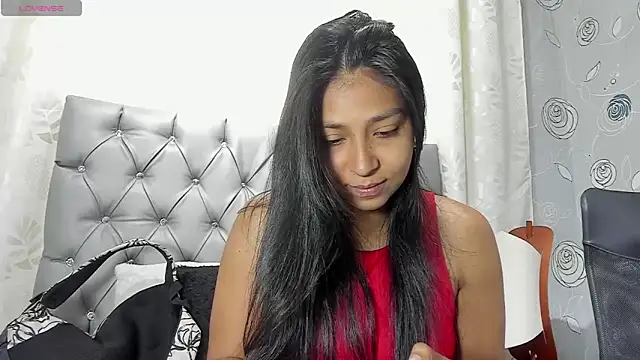 luna evaa online show from September 2025 01:38:02 PM