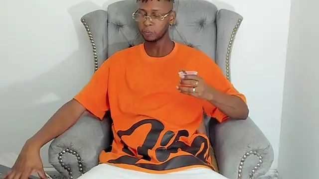 santhi lee online show from February 2025 02:45:01 AM