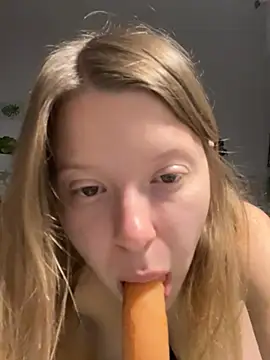 kimczii online show from June 2026 06:23:01 AM