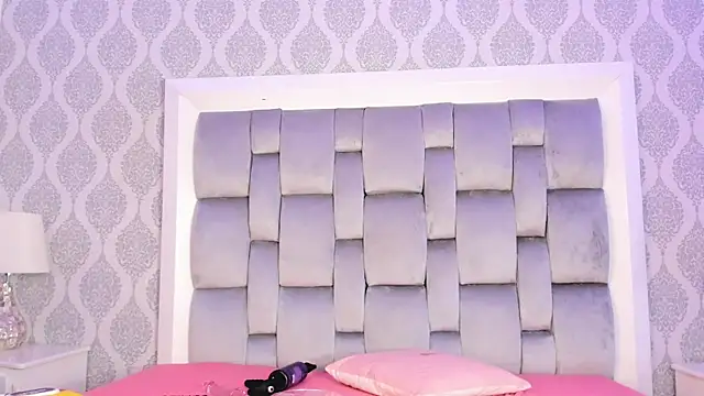 Vega   16 online show from November 2025 11:54:01 AM