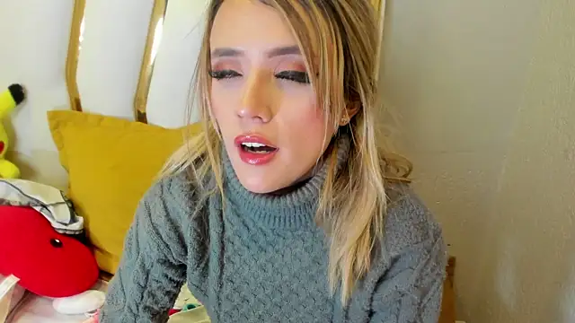 Snapshot of Sabrina_Cole chatting on February 2025 06:43:01 AM Sabrina Cole online show from February 2025 06:43:01 AM