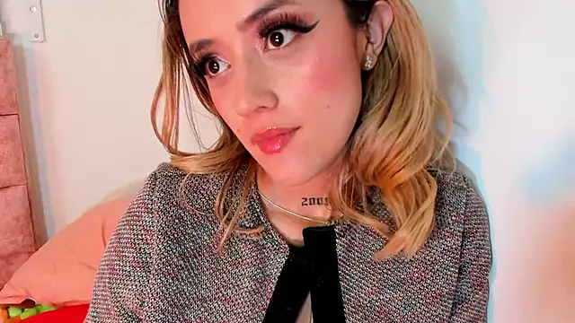 Snapshot of Sabrina_Cole chatting on March 2025 06:37:02 AM Sabrina Cole online show from March 2025 06:37:02 AM