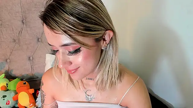 Snapshot of Sabrina_Cole chatting on March 2025 10:00:02 AM Sabrina Cole online show from March 2025 10:00:02 AM