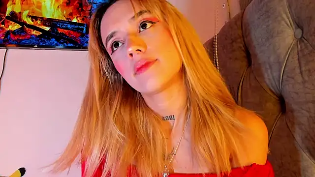 Snapshot of Sabrina_Cole chatting on October 2025 04:01:02 AM Sabrina Cole online show from October 2025 04:01:02 AM