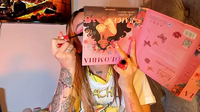 Snapshot of Sabrina_Cole chatting on November 2025 04:37:01 AM Sabrina Cole online show from November 2025 04:37:01 AM