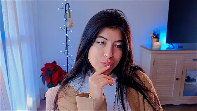 anabelcurvy online show from December 2024 01:03:01 PM