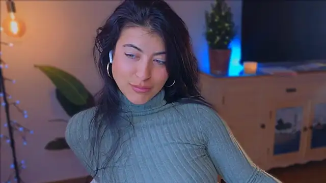 anabelcurvy online show from December 2024 07:04:02 PM