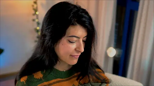 anabelcurvy online show from January 2025 05:05:01 PM