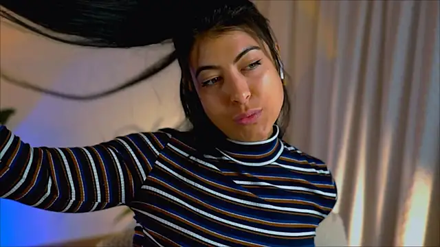 anabelcurvy online show from January 2025 07:06:01 PM