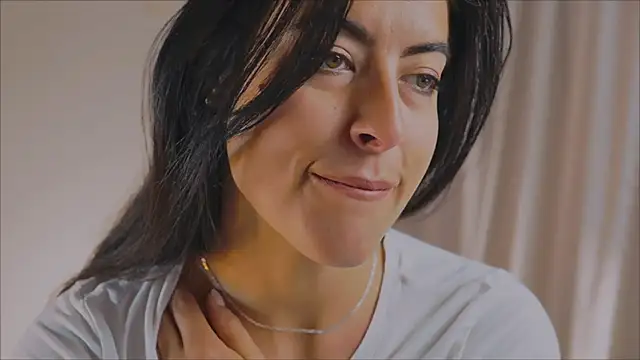 anabelcurvy online show from February 2025 11:15:01 AM