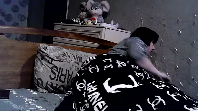 explored romantic online show from January 2025 05:12:02 PM