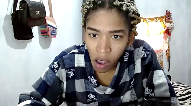 angelamarie1 online show from January 2025 12:17:01 PM