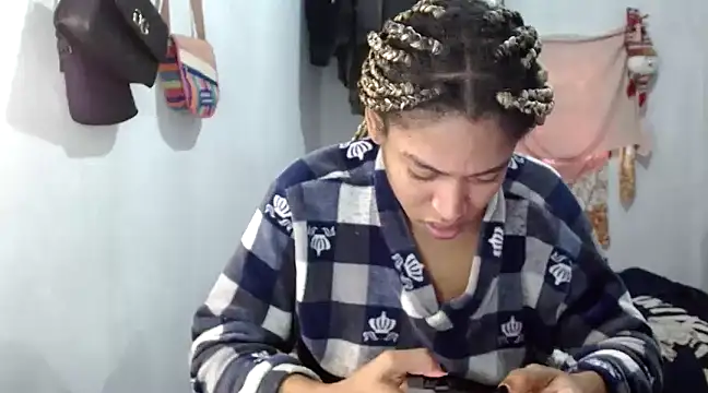 angelamarie1 online show from February 2025 03:05:01 PM