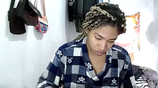 angelamarie1 online show from February 2025 02:54:02 PM