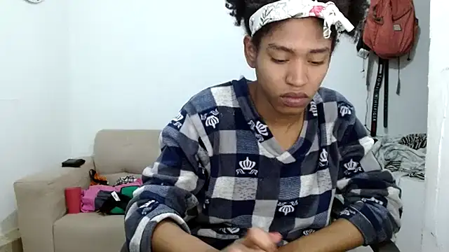 angelamarie1 online show from November 2025 09:42:01 AM