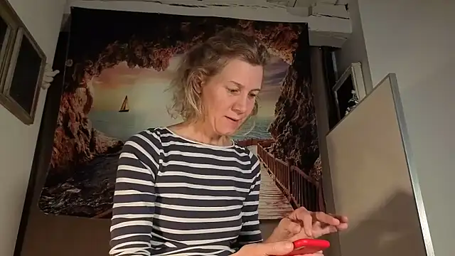 Snapshot of Lola_Belgium chatting on June 2026 06:08:01 AM Lola Belgium online show from June 2026 06:08:01 AM