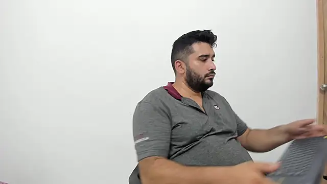 Snapshot of isearchcompany chatting on September 2025 02:35:01 AM isearchcompany online show from September 2025 02:35:01 AM