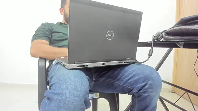 Snapshot of isearchcompany chatting on September 2025 02:04:02 AM isearchcompany online show from September 2025 02:04:02 AM